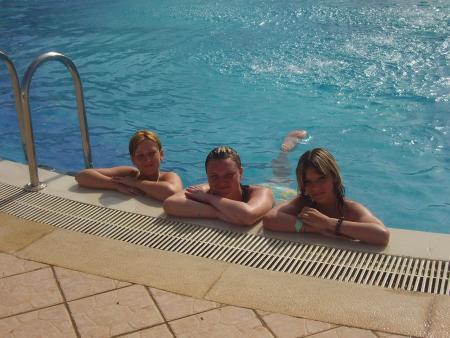 pauline,flavie,aurore