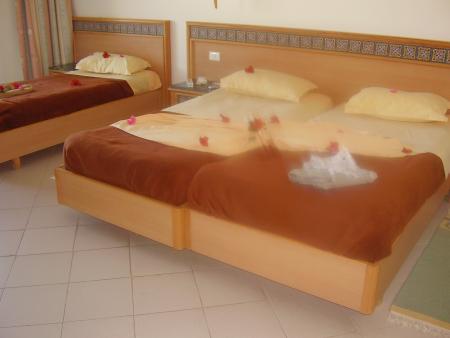 voici la chambre d hotel